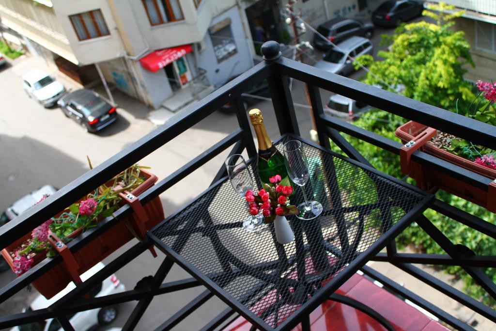 Apartment Vake Тбілісі Екстер'єр фото